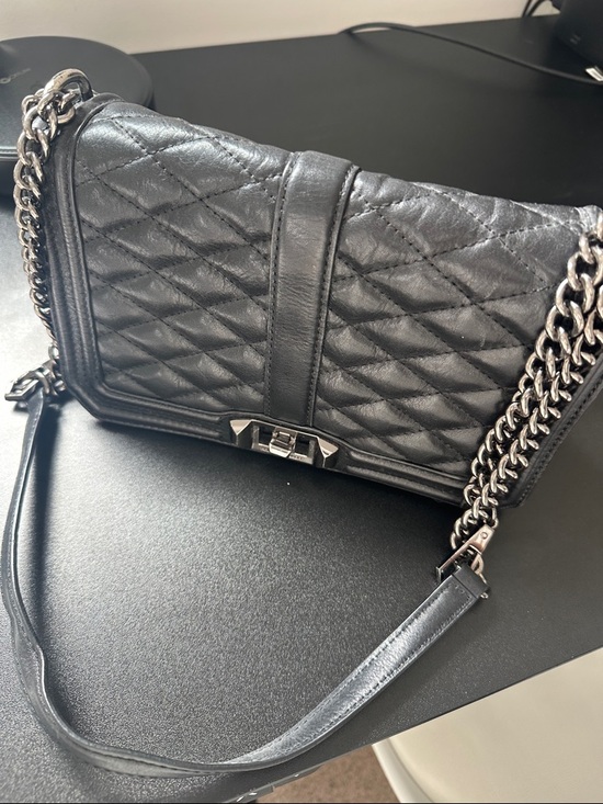 Rebecca Minkoff Handbags - Rebecca Minkoff Black Quilted Leather Chain Shoulder Bag